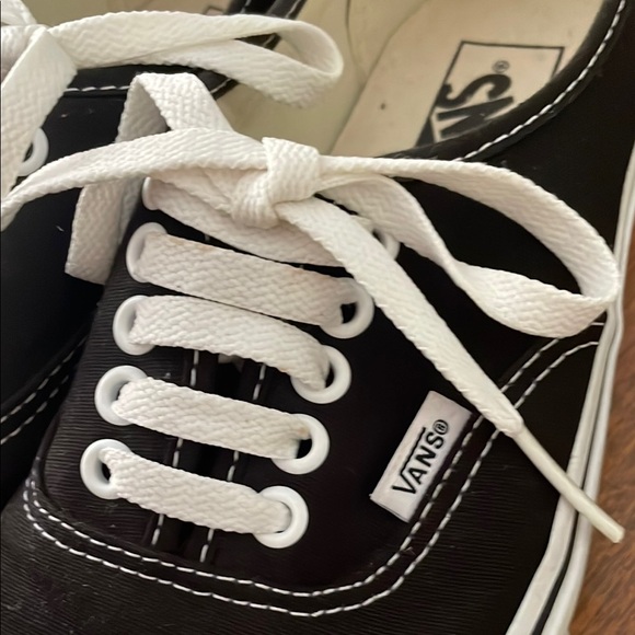 Vans Black Canvas Sneakers - Picture 2 of 4